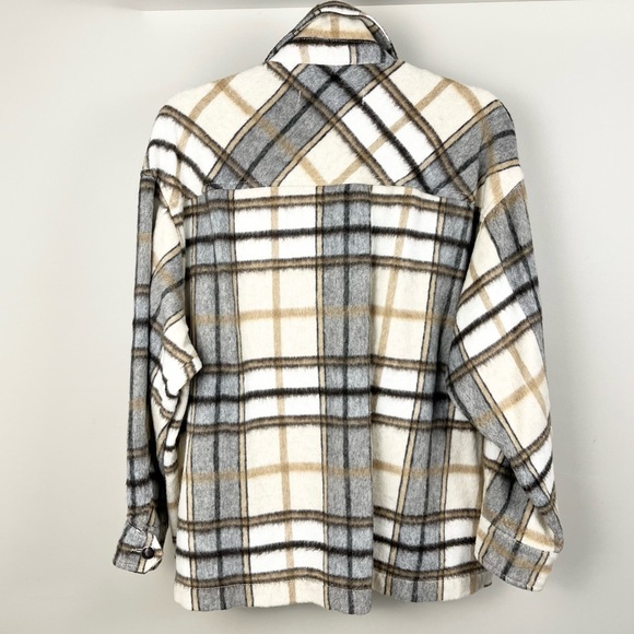 Zara Plaid Shacket - Picture 3 of 7